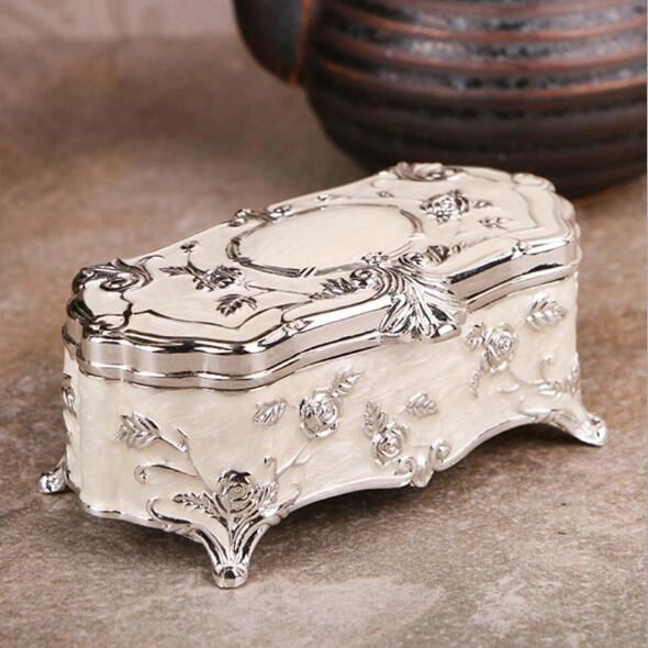 Mint Jewelry Box Deares Lace