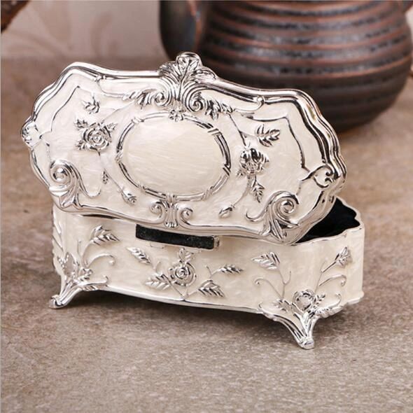 Mint Jewelry Box Deares Lace