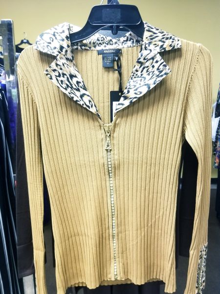 Leopard Collar Ribbed Rhinestone Sweater