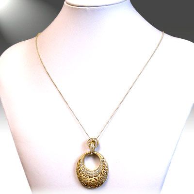 Simple Hollow Rhinestone Pendant Necklace