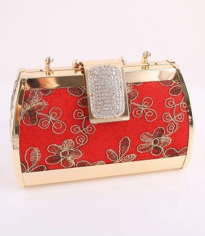 Red embroidery floral clutch purse