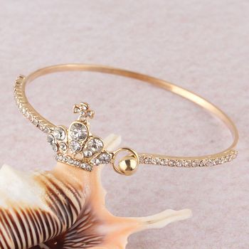 DL532191 Crown Accent Ladies Bracelet