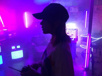 Even Wu on set