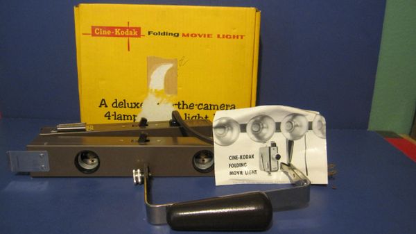 Vintage Cine-Kodak Folding Movie Light No. 791 in Original Box