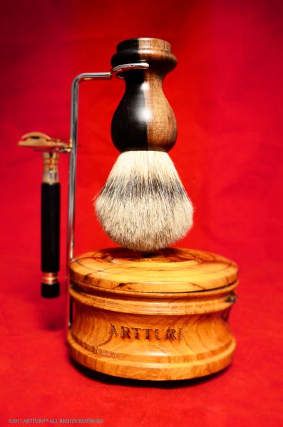 Silvertip Badger Shave Brush Black and White African Gaboon All Inclusive Gift Set by ARTTURI™