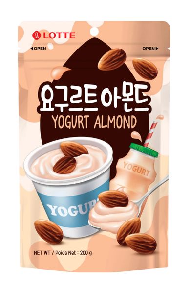 Lotte Yogurt Almond, 200 Gram