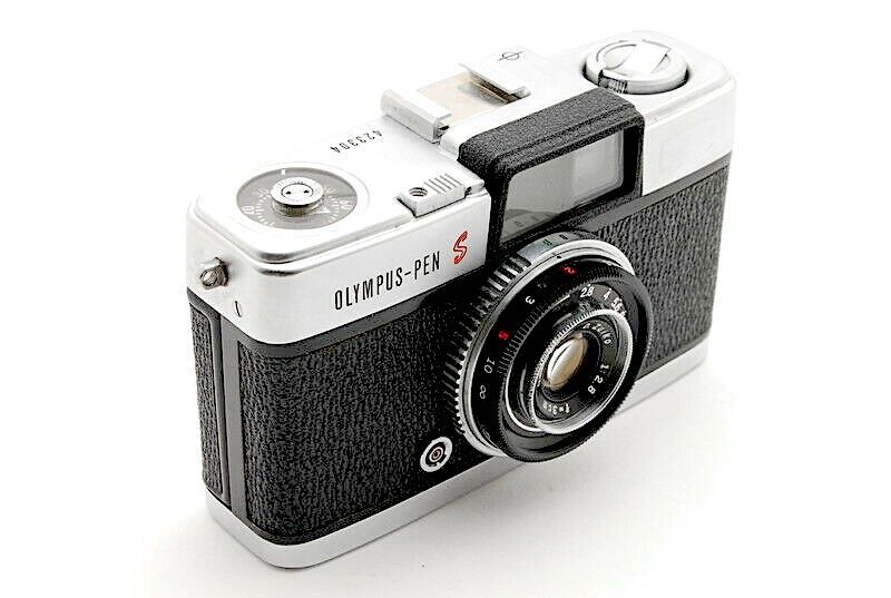 Olympus Pen-D Half Frame 35mm film camera 1962