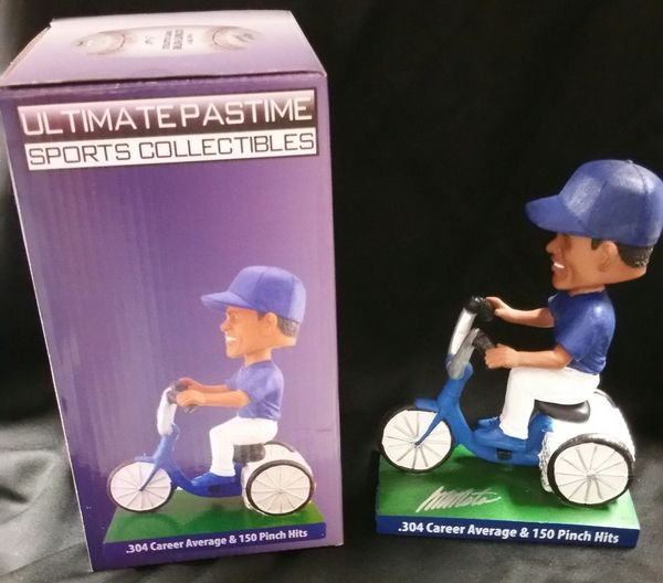 Alanna Rizzo on Instagram: Where are my bobble head collectors? A shoutout  to @ultimatepastime for donating four exclusive autographed bobble heads to  @guidrysguardian , to raise money for pups in need. Manny