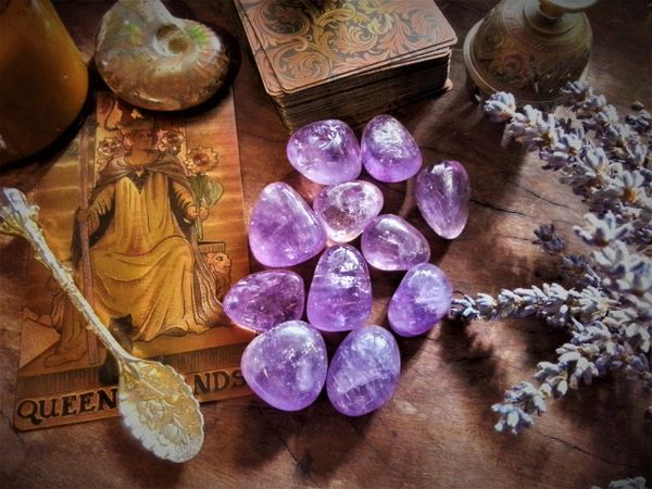 Amethyst Crystal Natural Tumbled Stone | High Quality ~ Gemstone ~ Mineral Specimen ~ Brow Chakra Healing. Protection. Mental Clarity. Third Eye Activation