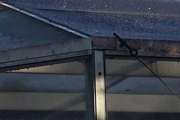 Dirty screen, dirty pool cage, needs soft wash cleaning