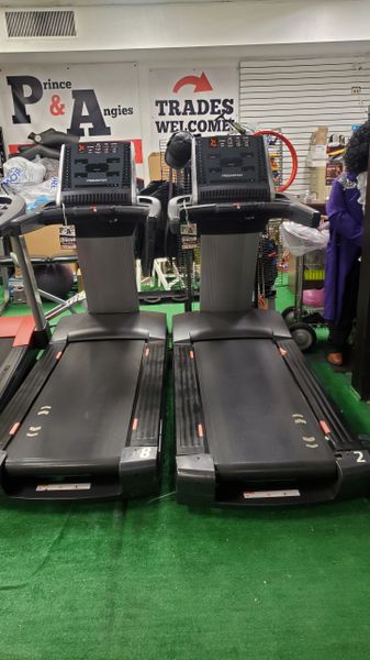 Treadmills - Cardio Gym Equipment - Freemotion Fitness