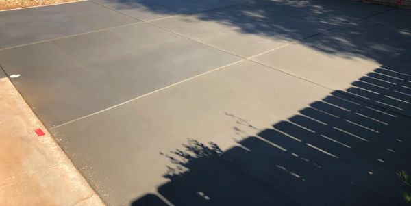 Medium Broom Finish | Lopez Concrete Construction