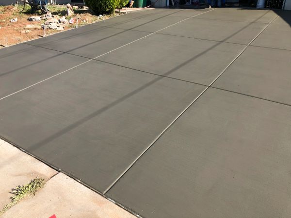 Medium Broom Finish | Lopez Concrete Construction