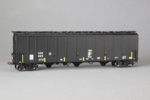 Ho Scale Scaletrains Rivet Counter Columbian Chemicals/CCX Thrall 5750 "1980's Version" Carbon Black Hoppers