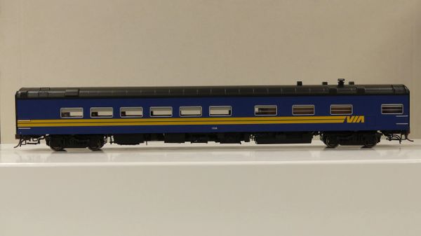 Rapido Ho Scale Pullman Standard Via Rail Dining Car