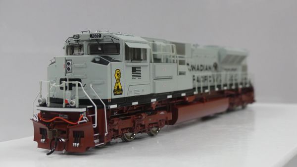 Athearn Genesis 2.0 Ho Scale SD70ACu Canadian Pacific #9022 (Military "Shipside Grey" Scheme) DCC Ready