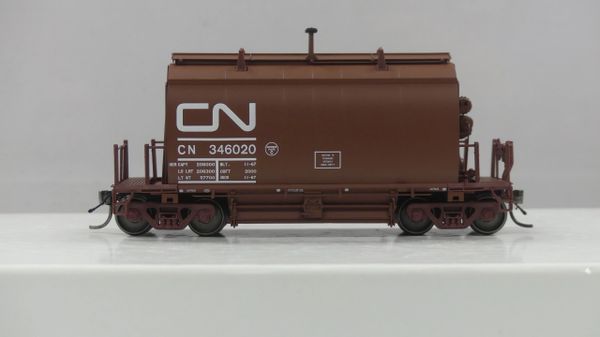 Rapido HO Scale CN (Short) Barrel Ore Hopper Single Car