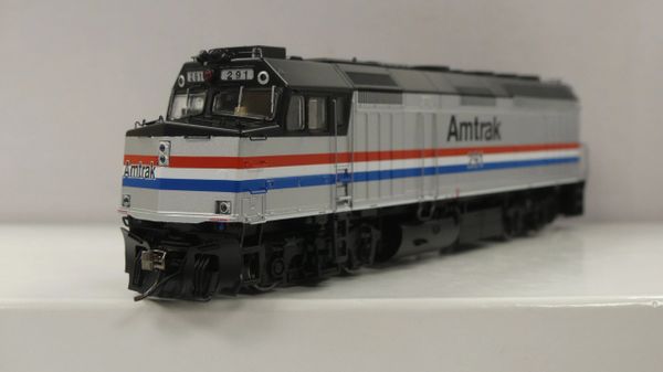 Rapido Ho Scale Amtrak F40PH Phase III W/Ditchlights DCC Ready