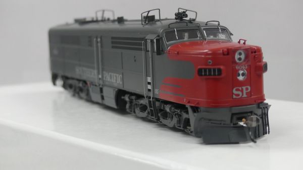 Rapido Ho Scale Southern Pacific Bloody Nose ALCO PA-2 DCC & Sound