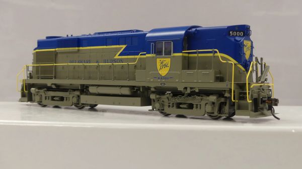 Rapido Ho Scale ALCO RS11 Delaware & Hudson (Lightning Scheme) DCC & Sound