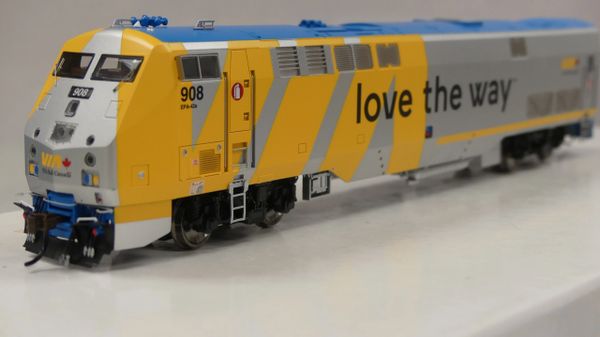 Athearn Genesis HO Scale P42DC VIA Rail"Love The Way" DCC & Sound