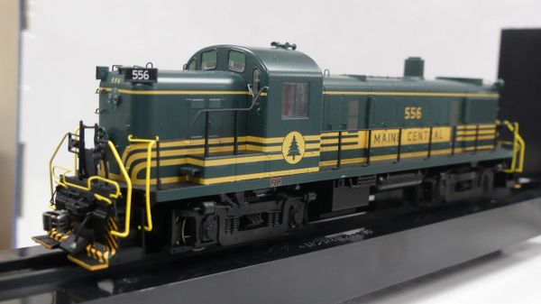 Bowser HO Scale RS-3 Maine Central DCC & Sound