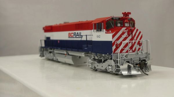 Rapido HO Scale MLW M420 BC Rail (Red/White/Blue) W/Ditchlights #642 DCC & Sound