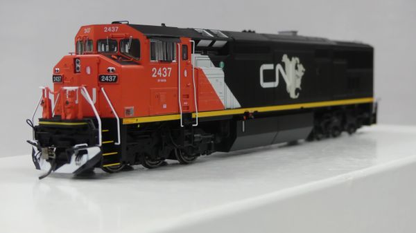 Rapido HO Scale Dash 8-40CM CN (CN North American Scheme) DCC & Sound