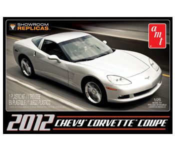 AMT 1/25 Scale 2012 Corvette Coupe