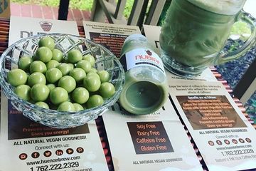 Matcha green tea  and morenga,This refreshing drink is plant based!