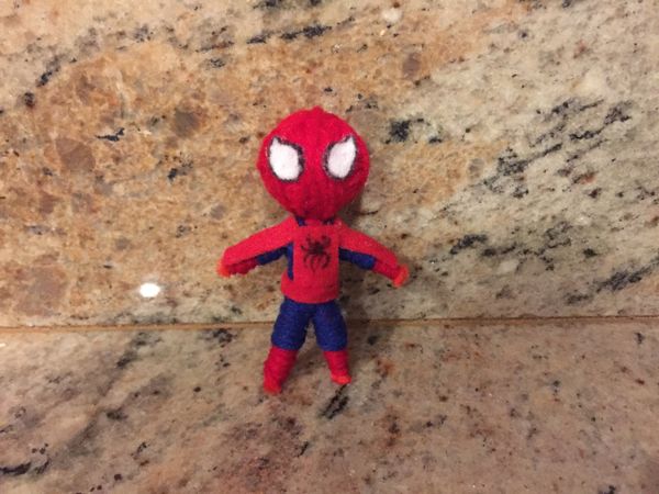 Peluche spiderman