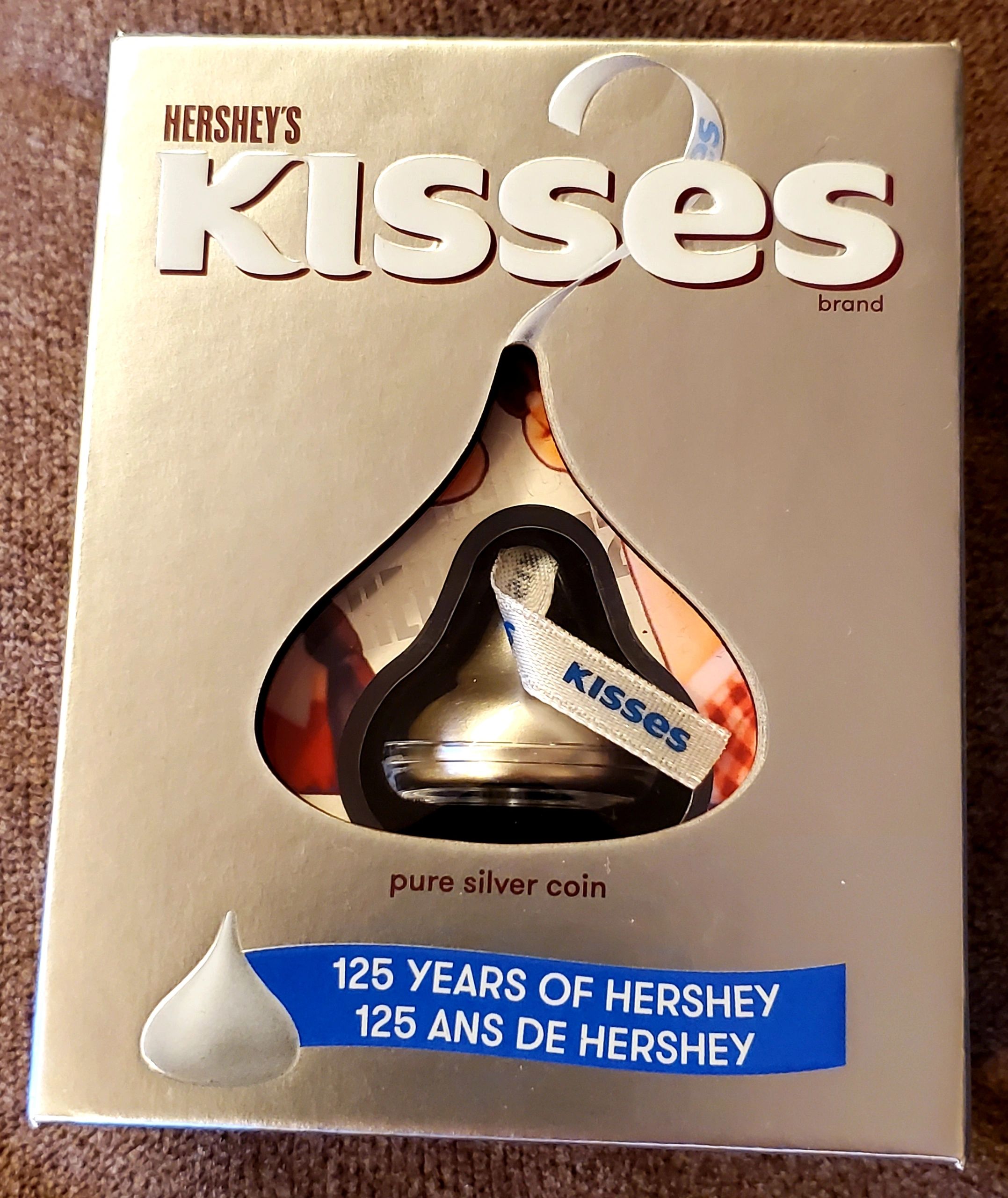 39g Silver Kisses 2019 Fiji $1 125 years of Hershey