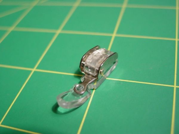 Presser Foot Shank for Singer Old Style Snap-on Low Shank 