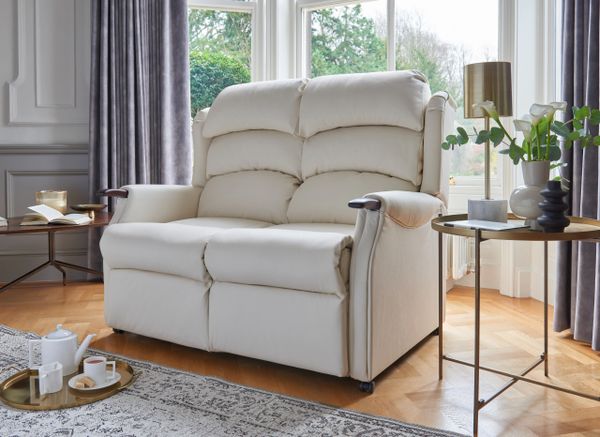 Furmanac MiChair Bourton Electric Recliner Three Seater Sofa ...