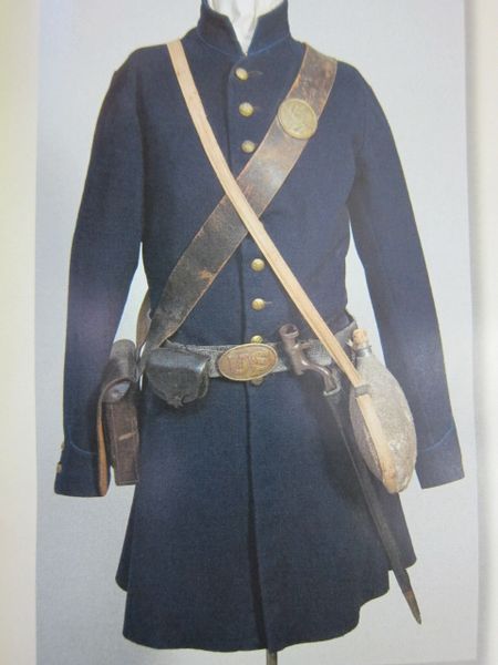 Civil War - Union Enlisted Man's Uniform Frock Coat, loaded with Accoutrements - ORIGINAL VERY RARE - SOLD