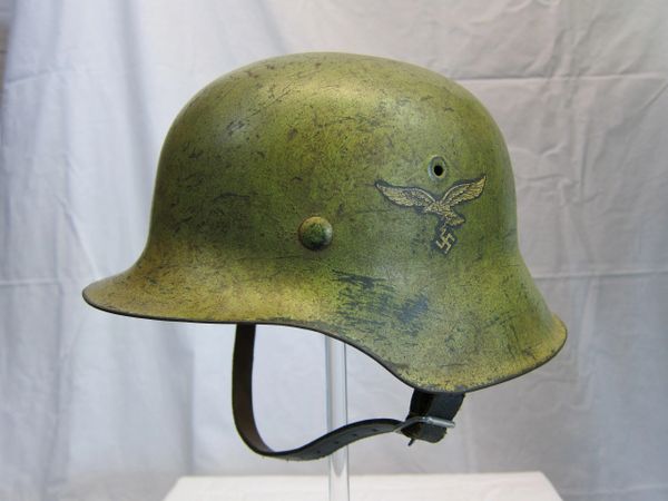 WWII German Luftwaffe Single Decal M42 Helmet, Italian Campaign Camouflage - ORIGINAL RARE -