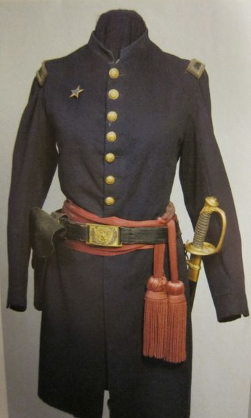 Civil War - Union Lieutenant's Uniform Frock Coat, with Accoutrements ...