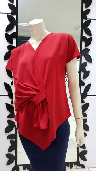 Red Blouse (IDR 259.500)