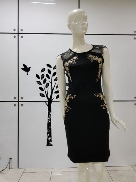 Elegant Black Dress (IDR 599.500)