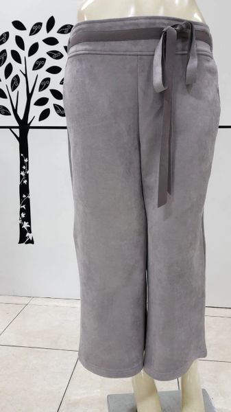 Light Gray Pants (IDR 399.500)