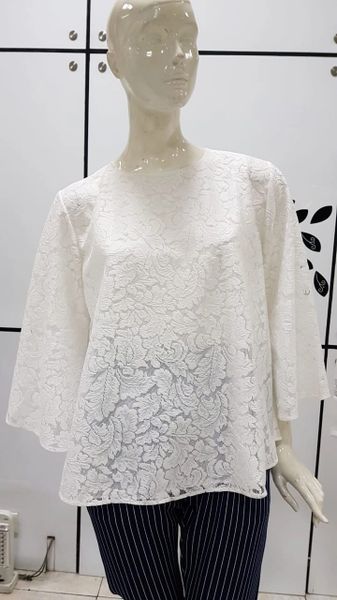 White Flowery Blouse (IDR 339.500)