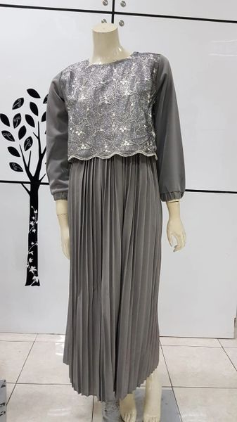 Gray Dazzling Dress (IDR 799.500)