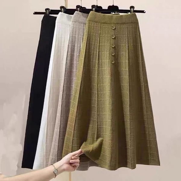 Fashion Skirt Buttons