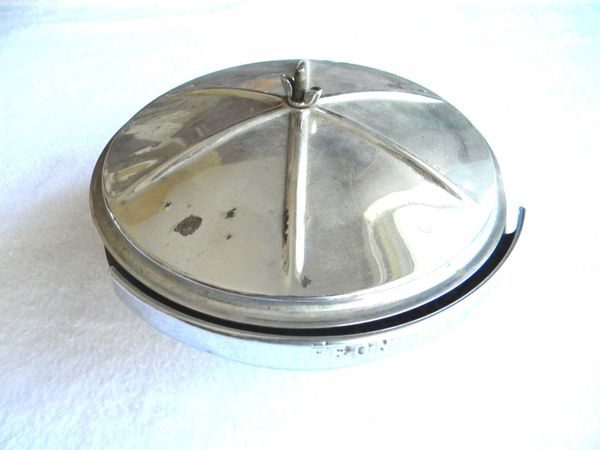 Details about   Vintage REO Round Pancake Air Cleaner Filter For Small Gas Engine 1950’s 