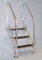 Daka ALUMINUM 3-STEP STAIR SYSTEM WITH DUAL WELDED HANDRAILS