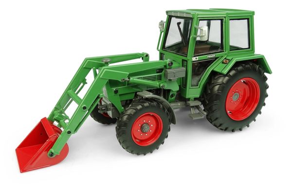 UNIVERSAL HOBBIES 5251 1:32 SCALE FENDT FARMER 108LS WITH CAB AND LOADER