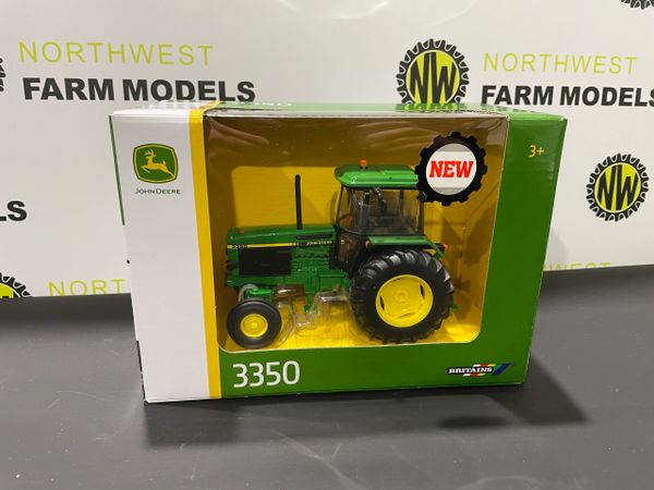 1/32 scale diecast model by Britains Britains John Deere 3350 2WD Tractor 