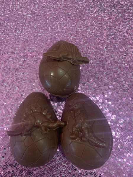 dinosaur egg cracking