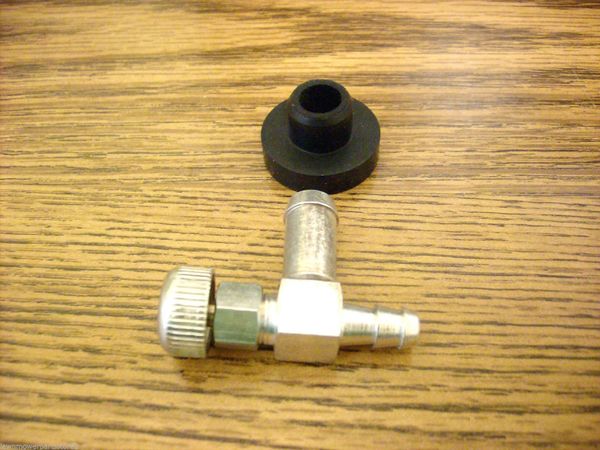 CUB CADET 935-0149 Fuel Tank Bushing 1000 800 RZT50 RZT54 RZT42 1200