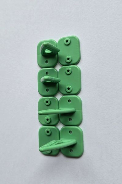 Pom Horns Green 20x27mm (04pcs/set) with screws